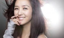 娱乐爆料何洁简介图片视频,揭秘明星私生活瞬间