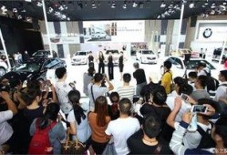青岛车展爆料事件最新,惊曝豪华品牌涉嫌违规操作，内幕大揭秘！