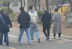 网红帅哥吃瓜事件,揭秘娱乐圈背后的真相